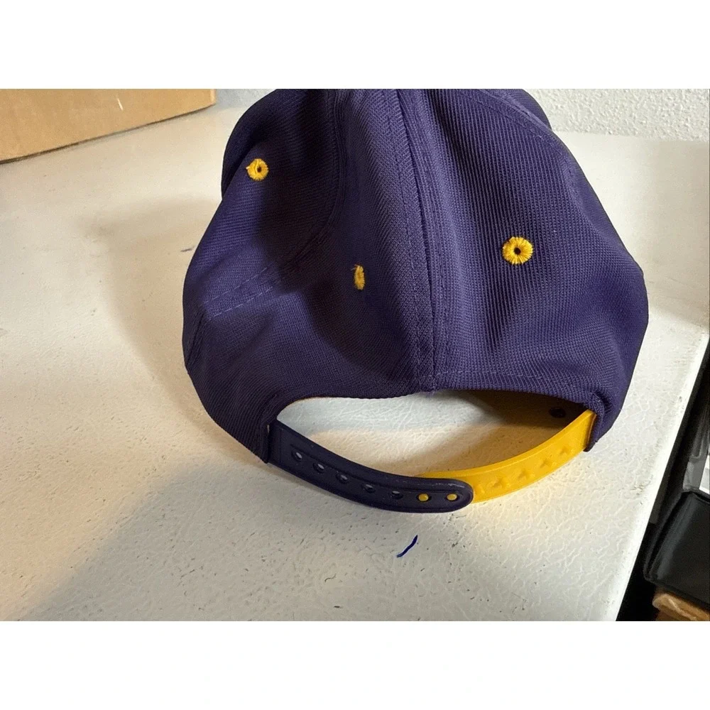 Youth Washington Huskies Hat Zephyr  Retro  90's Style  Snapback Cap See Photos‎